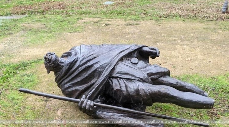 అమెరికాలో మహాత్మ గాంధీ విగ్రహం ధ్వంసం